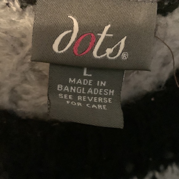 Black & Grey cropped sweater - Picture 3 of 8